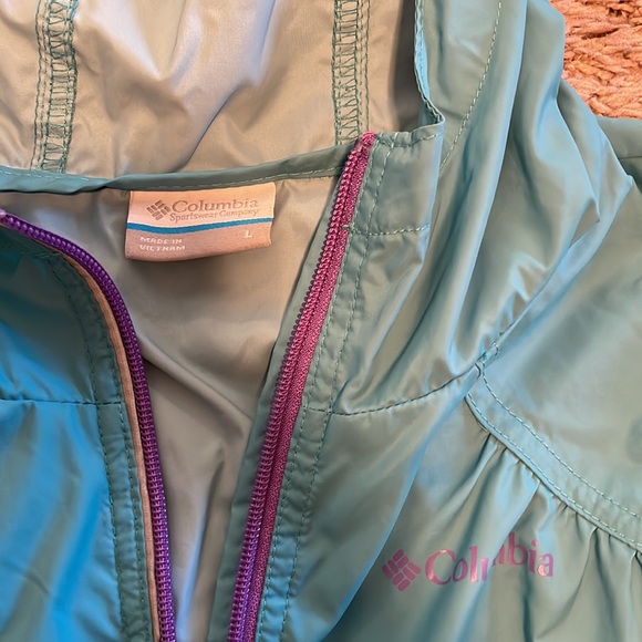 Bundle of (2) Girls, size L (14/16) jackets. Northface and Columbia. - Picture 3 of 4